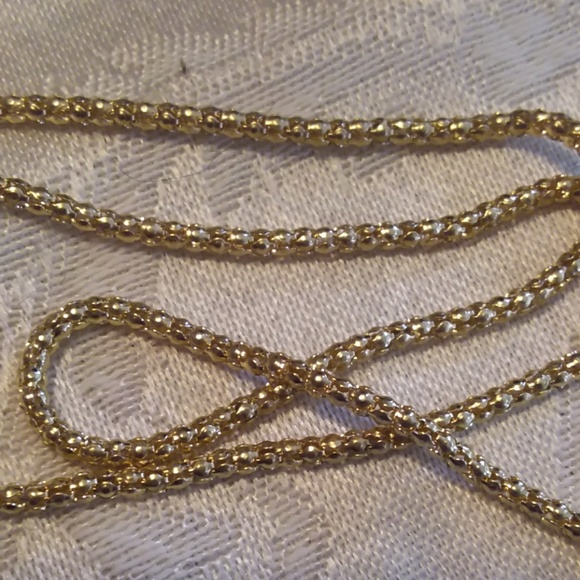 Rhinestone rabbit long chain necklace - Picture 8 of 8